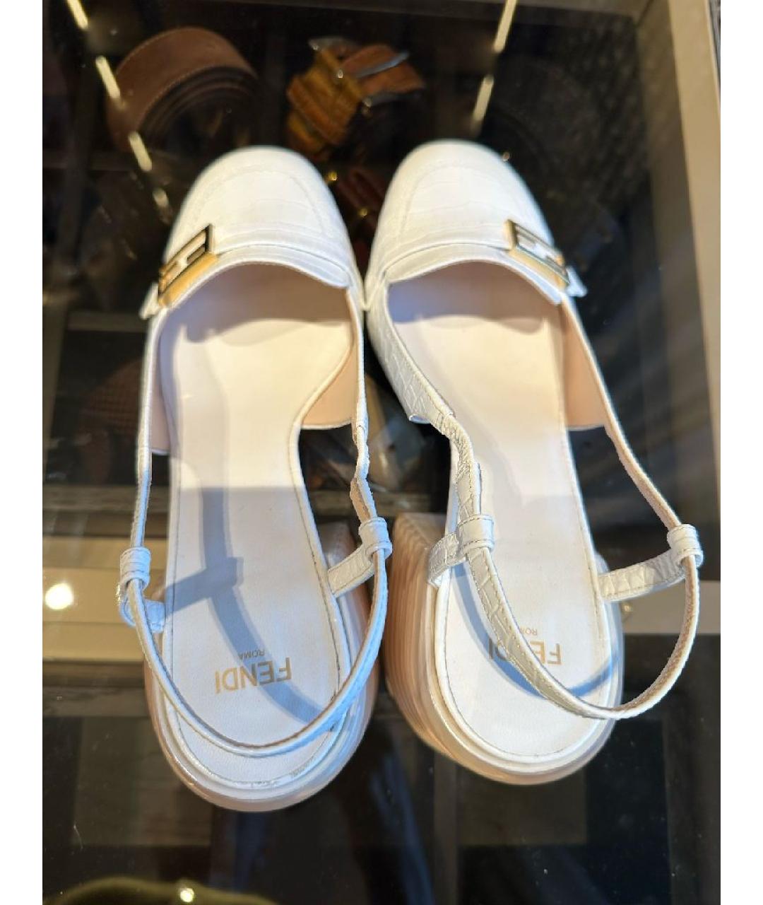 FENDI Белые кожаные туфли, фото 3
