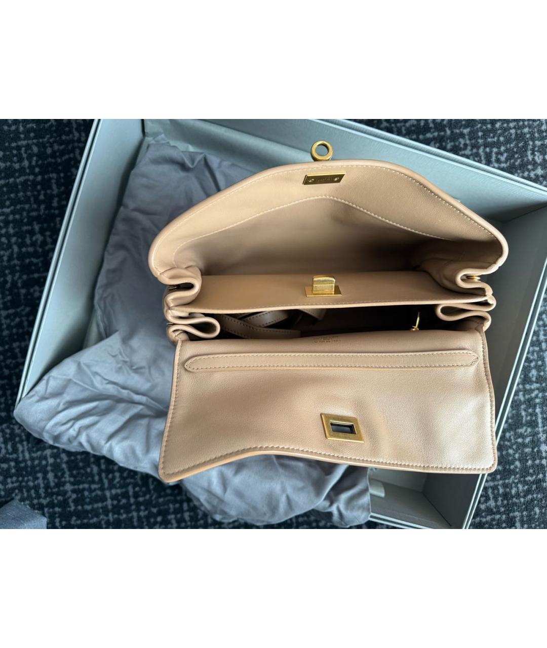 BALENCIAGA Бежевая кожаная сумка через плечо, фото 7