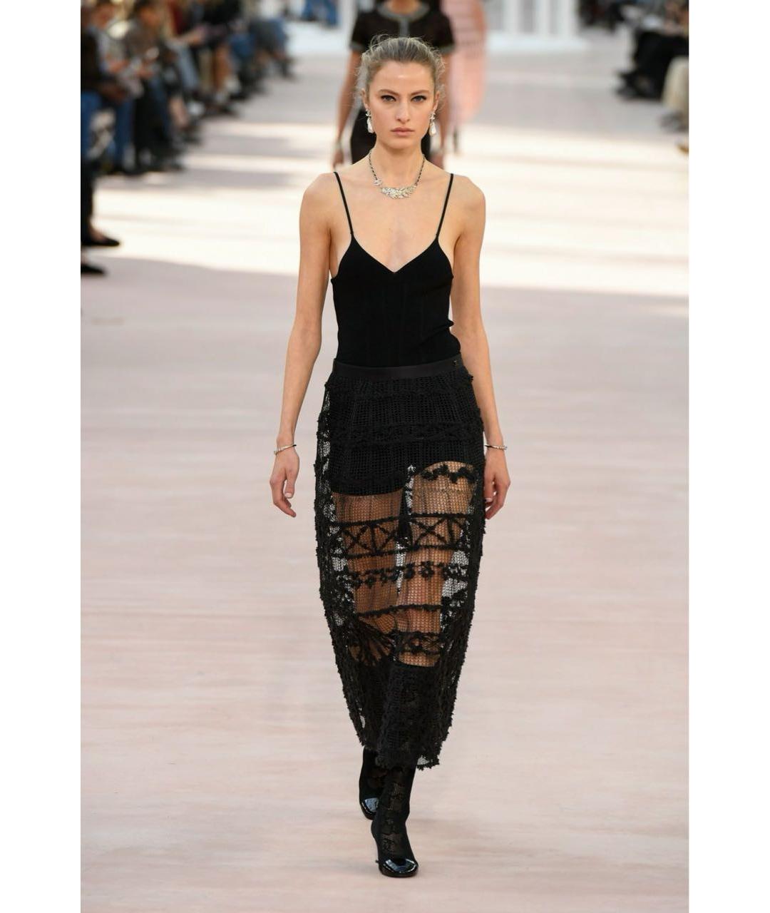 CHANEL Черная кружевная юбка миди, фото 5