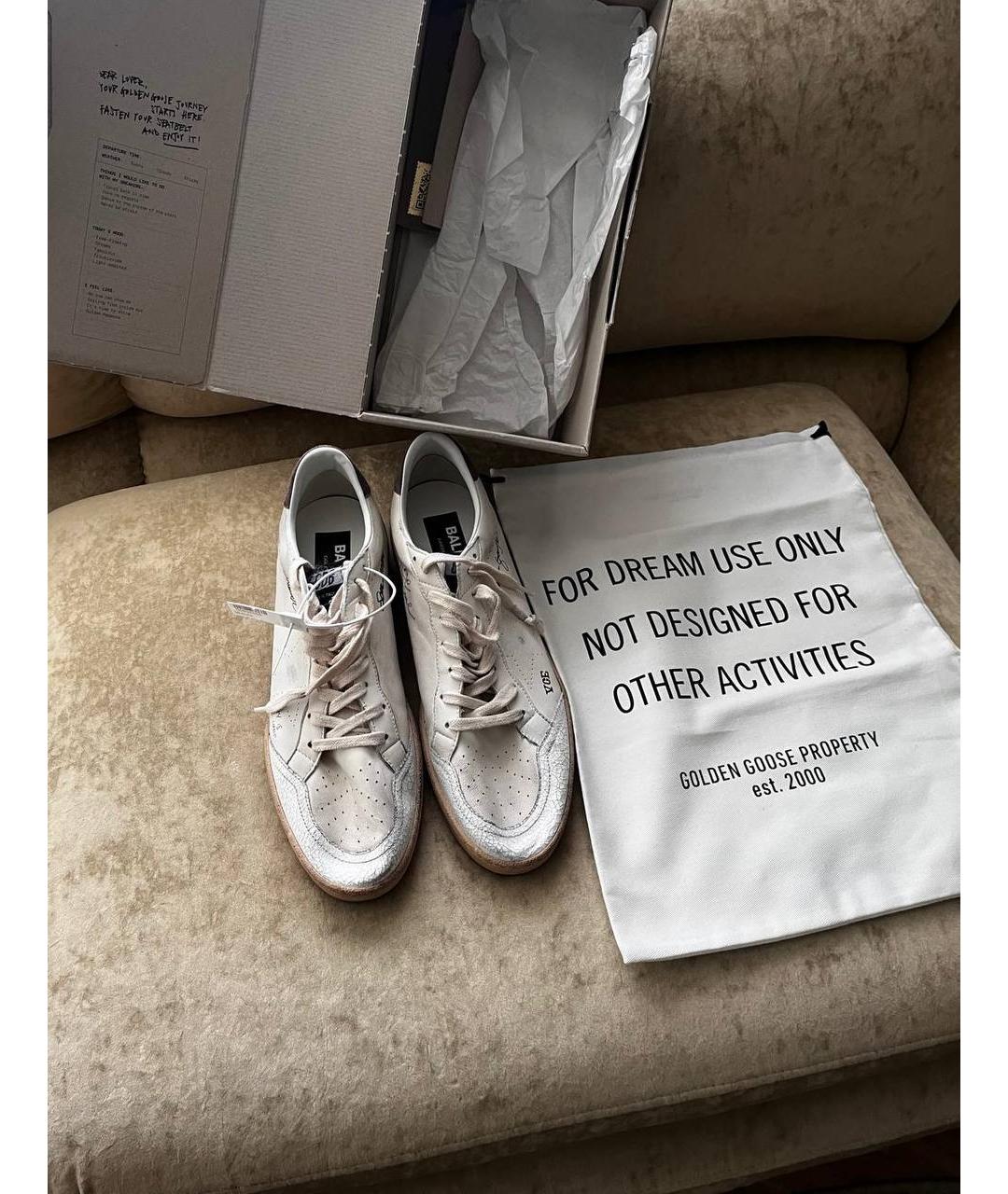 GOLDEN GOOSE DELUXE BRAND Белые кожаные низкие кроссовки / кеды, фото 2