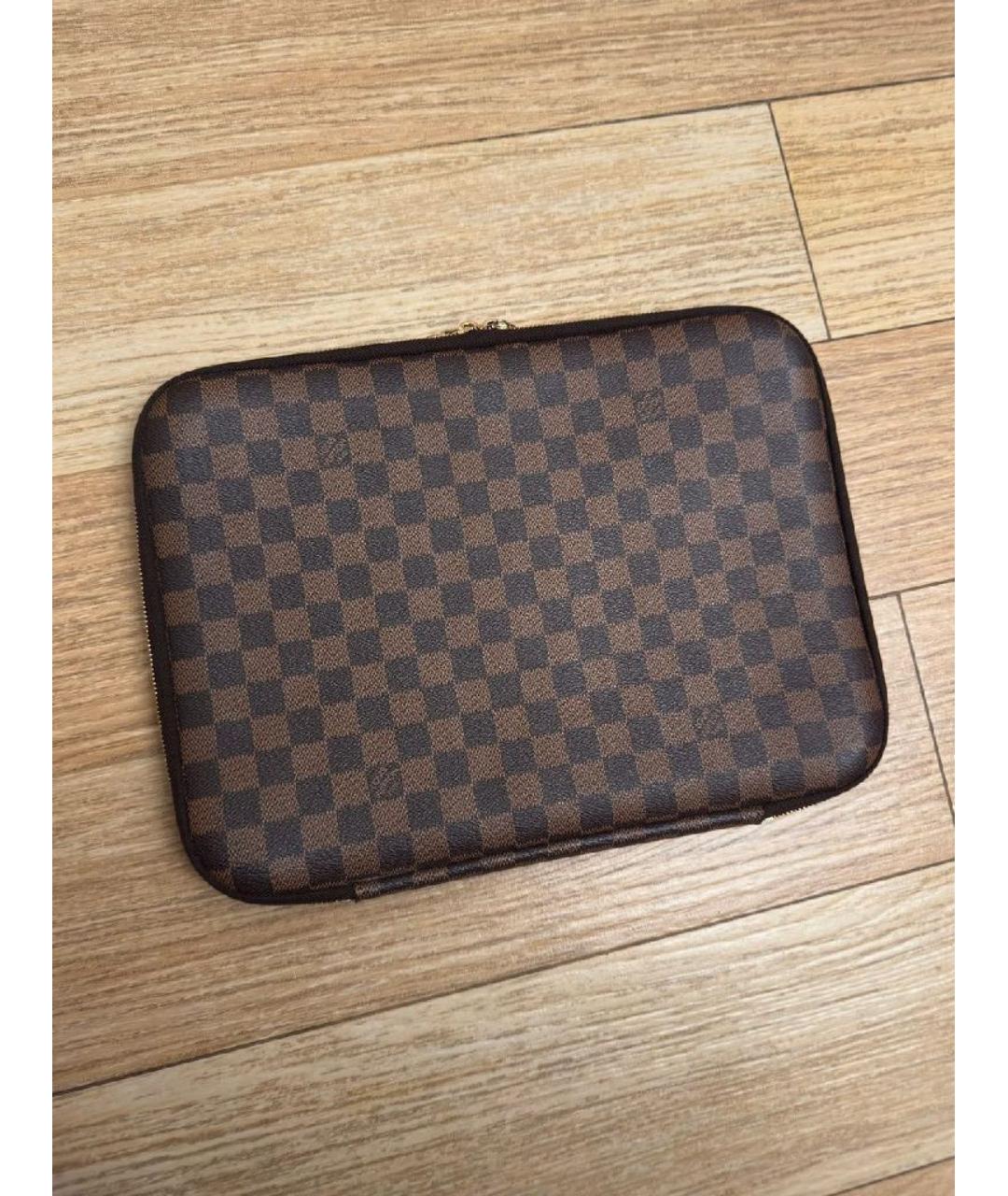 LOUIS VUITTON Коричневая кожаная визитница, фото 5