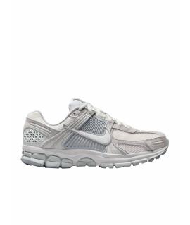NIKE Кроссовки
