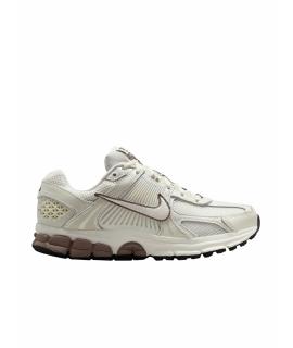 NIKE Кроссовки