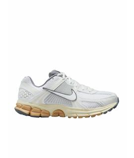 NIKE Кроссовки