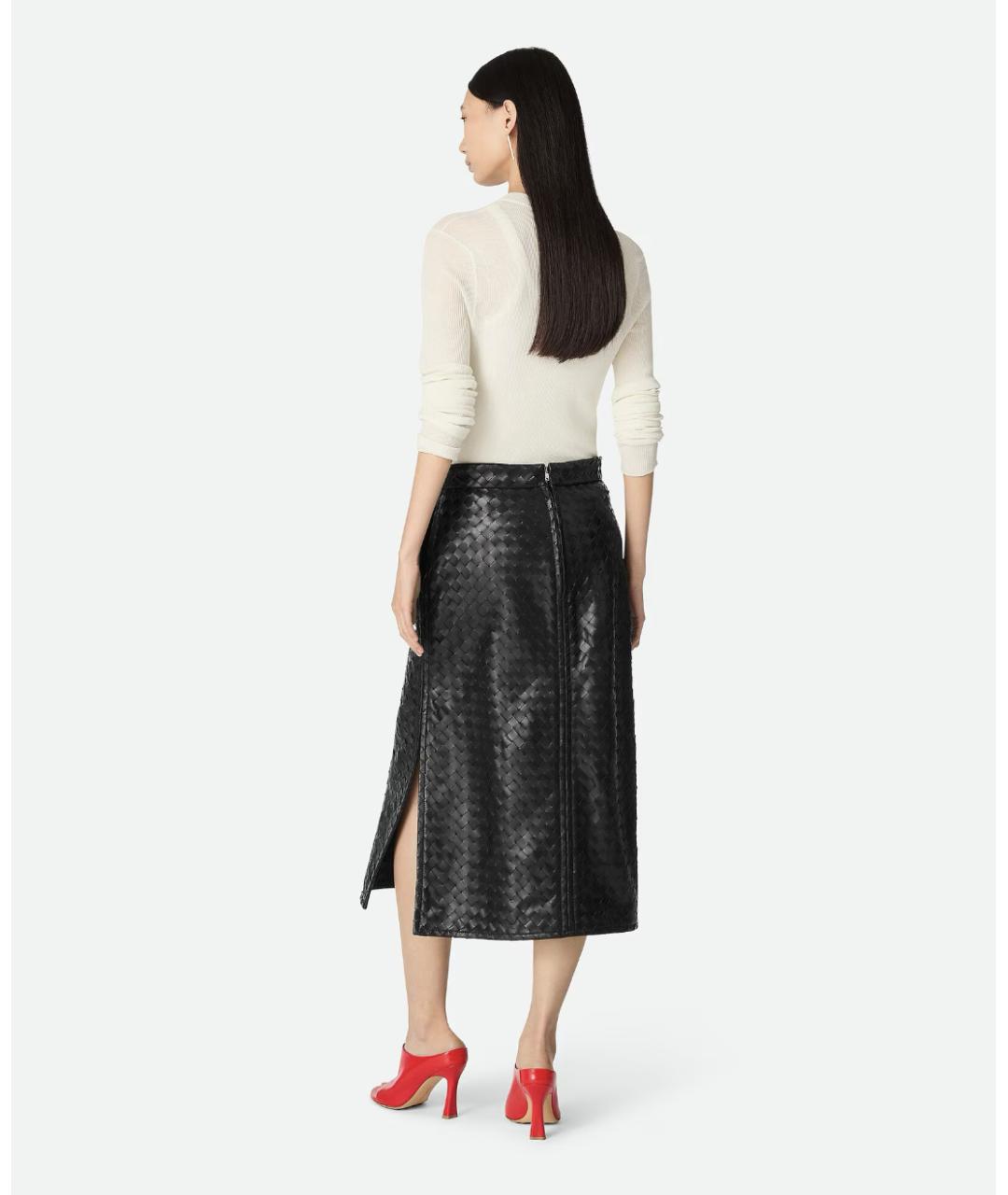 BOTTEGA VENETA Черная кожаная юбка миди, фото 4