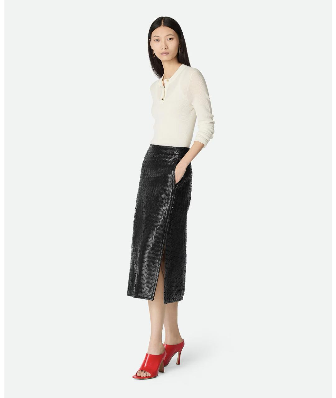 BOTTEGA VENETA Черная кожаная юбка миди, фото 3