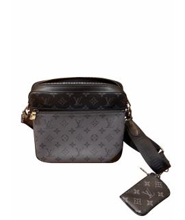 LOUIS VUITTON Сумка на плечо
