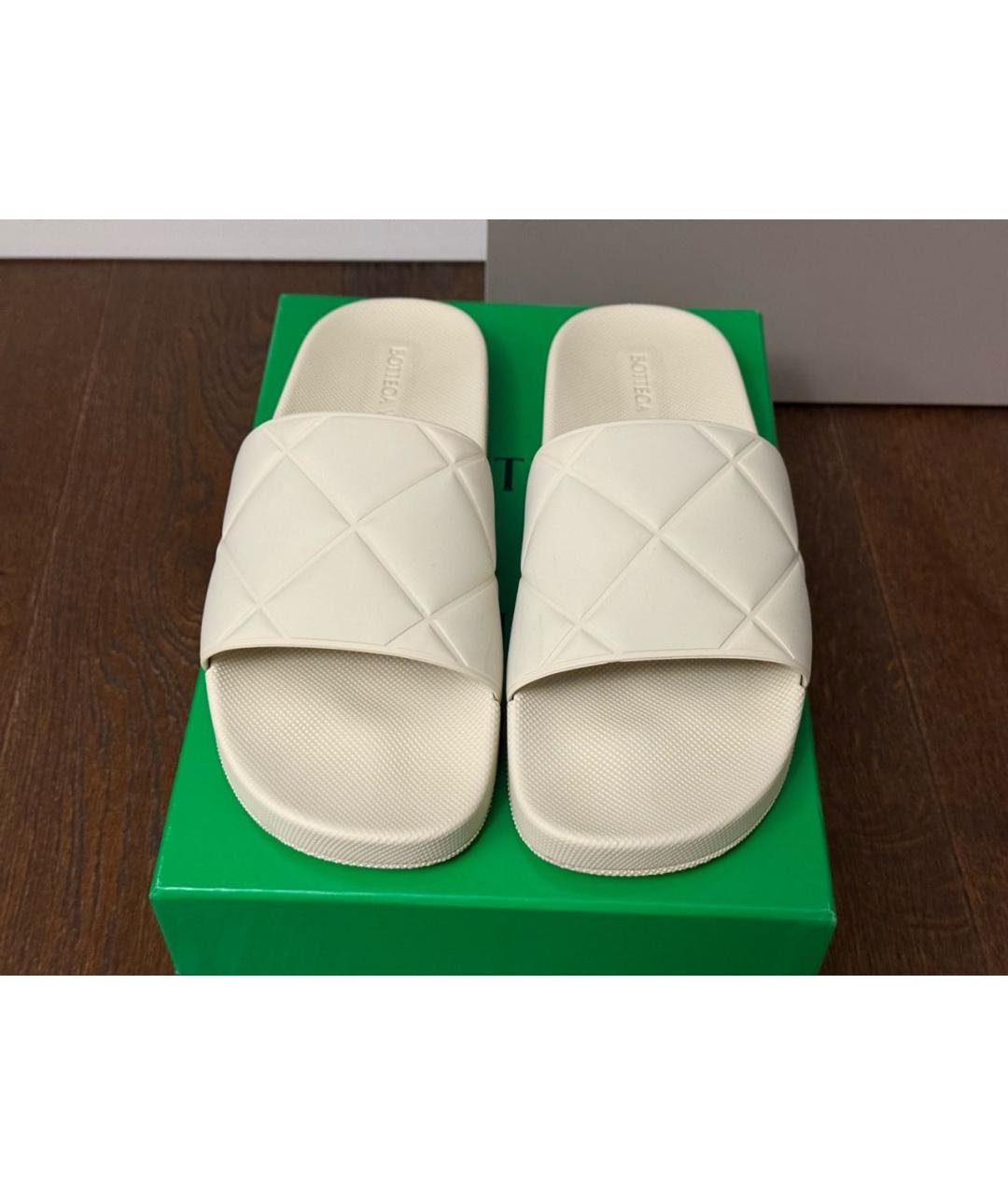 BOTTEGA VENETA Резиновые шлепанцы, фото 4