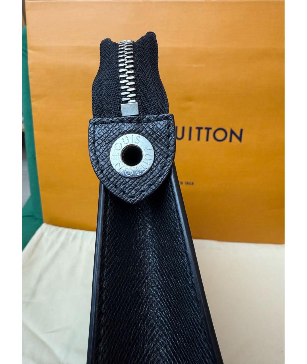 LOUIS VUITTON Черная кожаная барсетка, фото 4