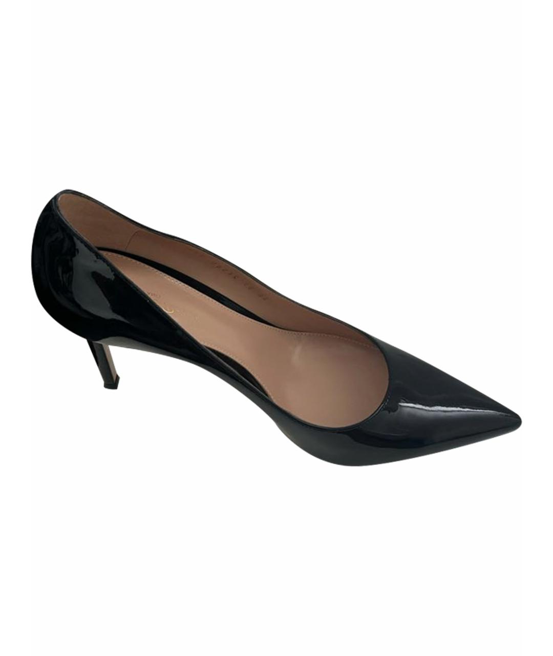GIANVITO ROSSI Черные лодочки на низком каблуке из лакированной кожи, фото 1