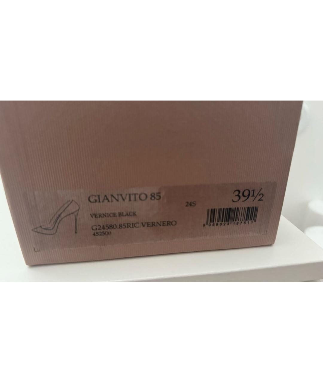 GIANVITO ROSSI Черные лодочки на низком каблуке из лакированной кожи, фото 4