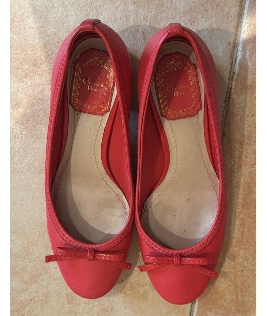CHRISTIAN DIOR Коралловые кожаные туфли, фото 3