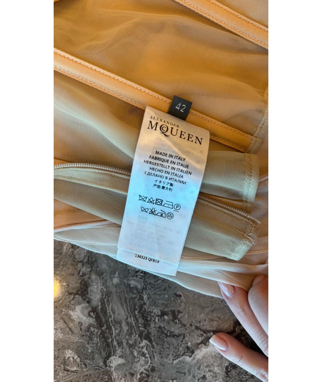 ALEXANDER MCQUEEN Бежевое шелковое вечернее платье, фото 5
