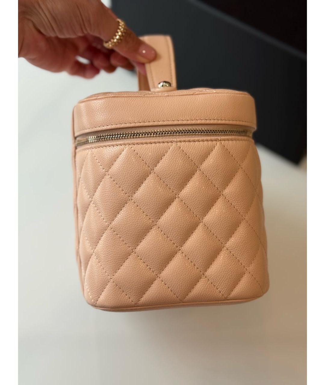 CHANEL Розовая кожаная косметичка, фото 6