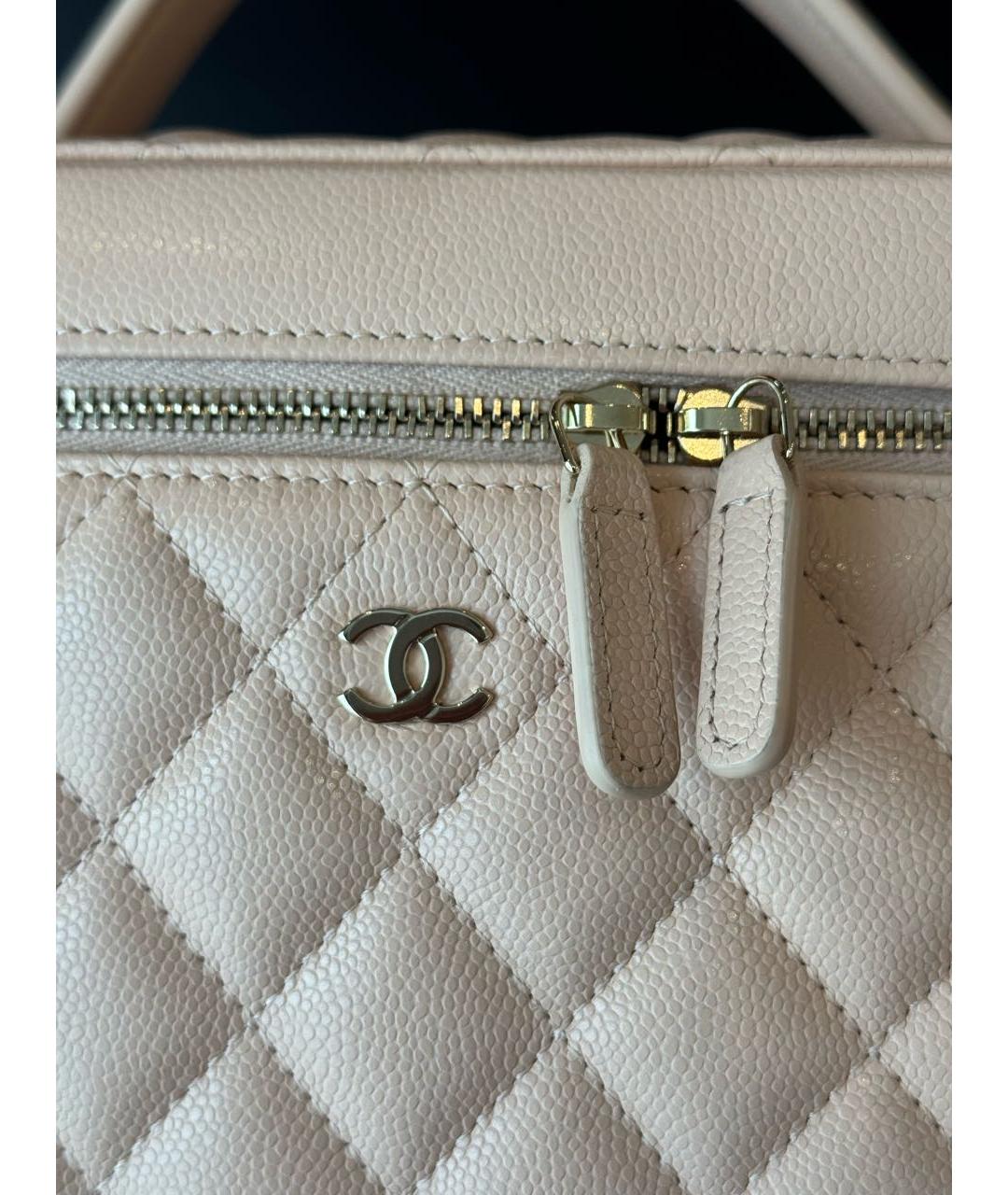 CHANEL Розовая кожаная косметичка, фото 8