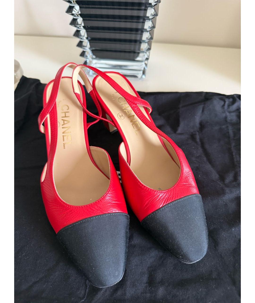 CHANEL Красные кожаные лодочки на низком каблуке, фото 2