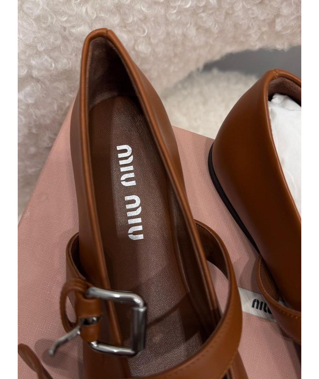 MIU MIU Коричневые кожаные балетки, фото 4