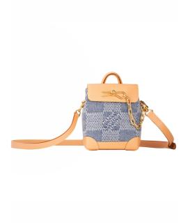 LOUIS VUITTON Сумка на плечо