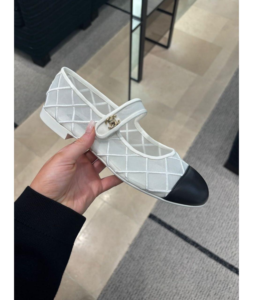 CHANEL Белые кожаные туфли, фото 2