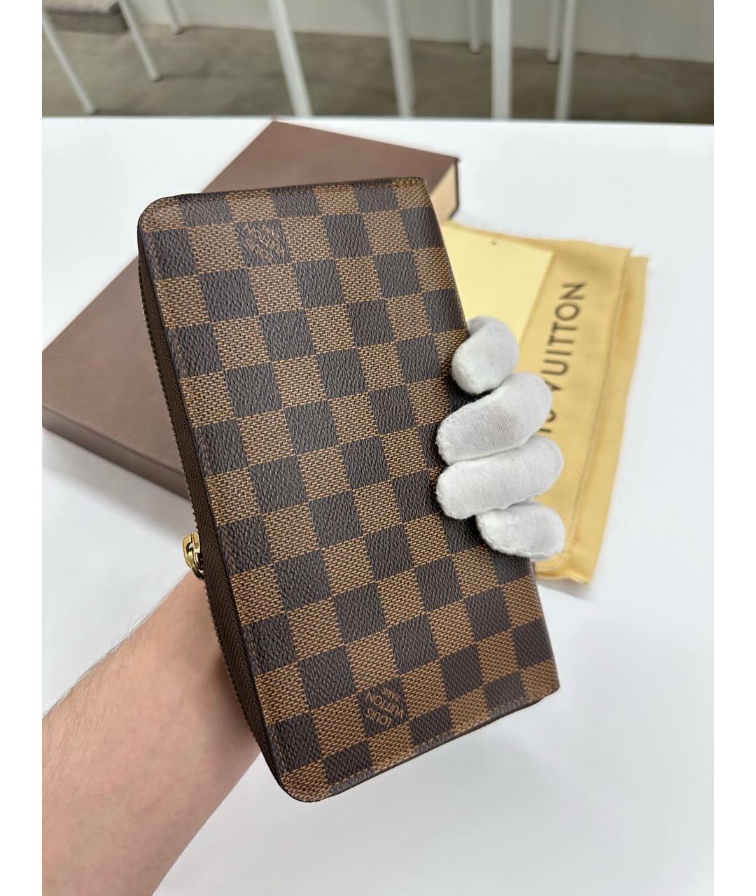 LOUIS VUITTON Барсетка, фото 4