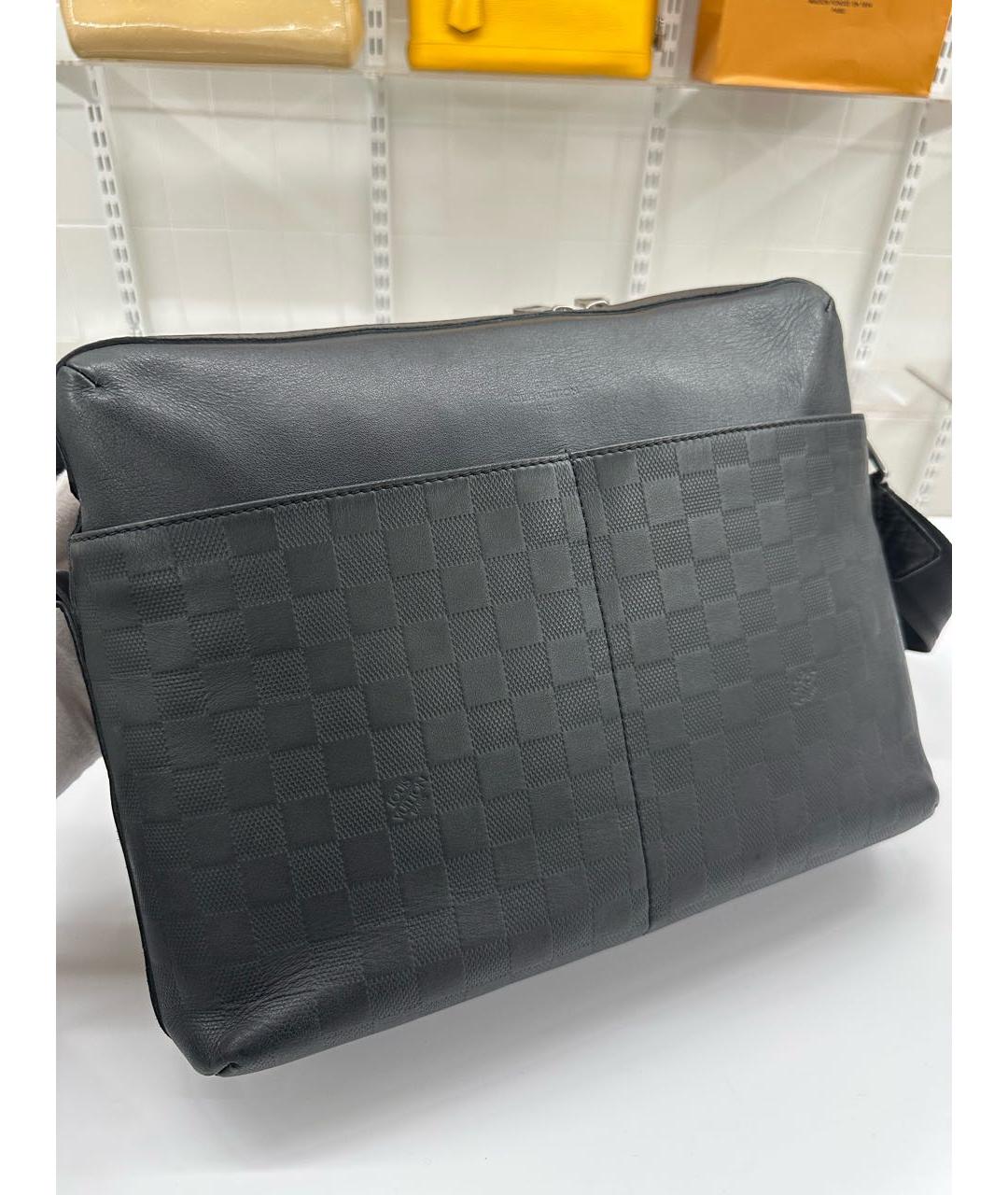 LOUIS VUITTON Черная кожаная сумка на плечо, фото 4