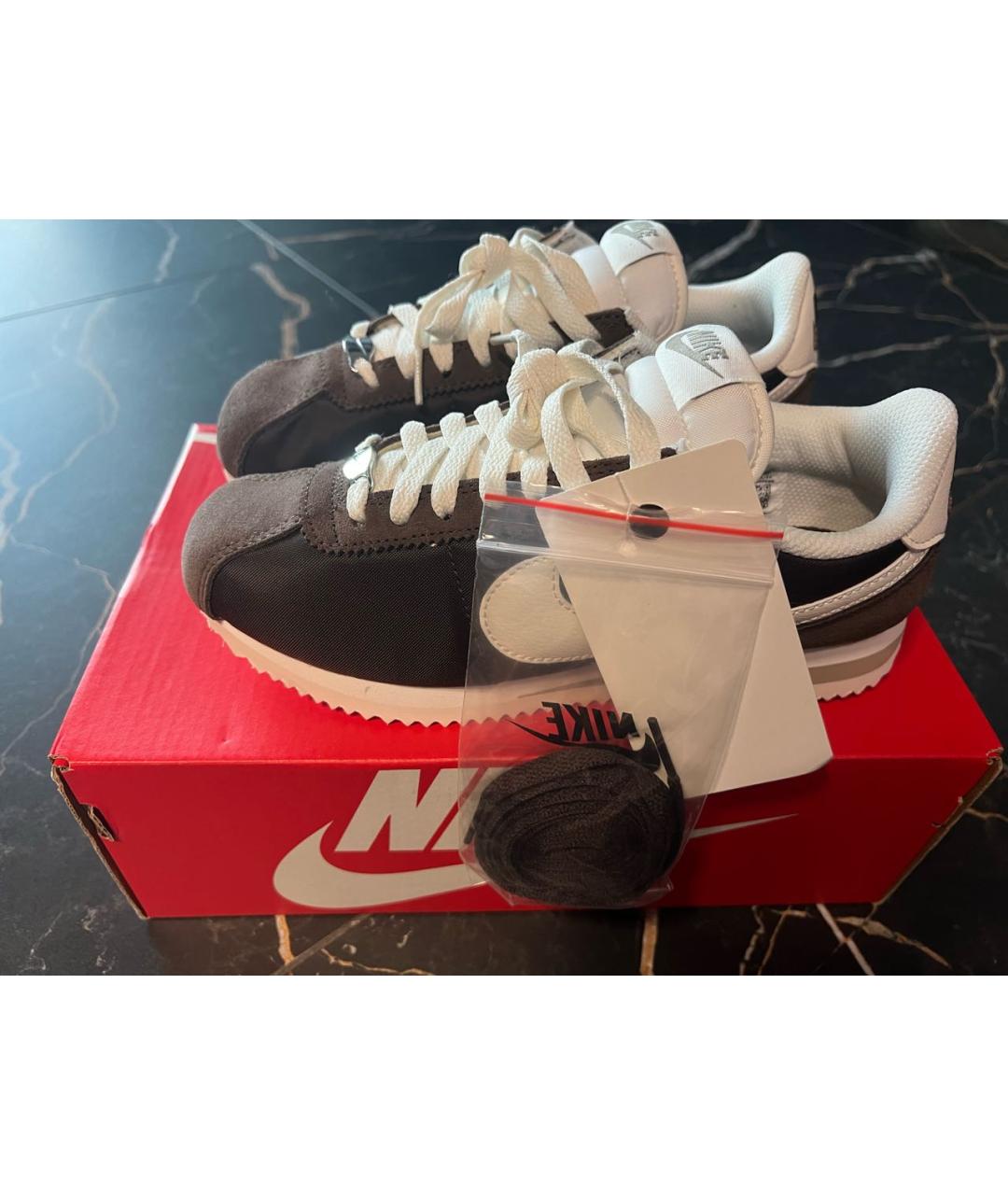 NIKE Коричневые замшевые кроссовки, фото 4
