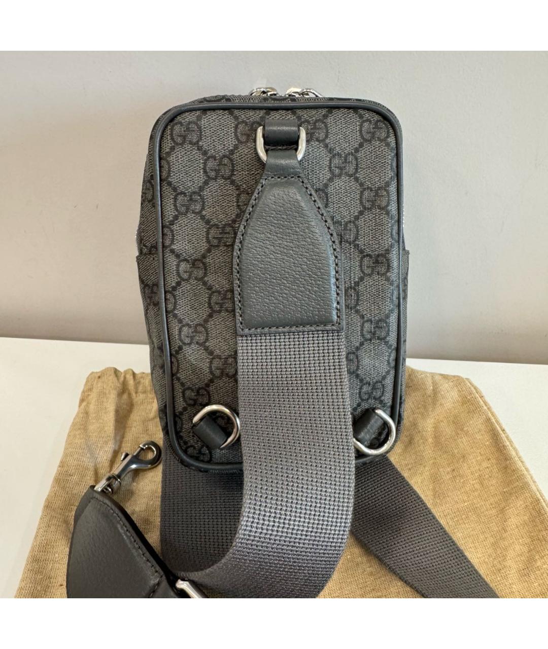 GUCCI Серая кожаная барсетка, фото 4