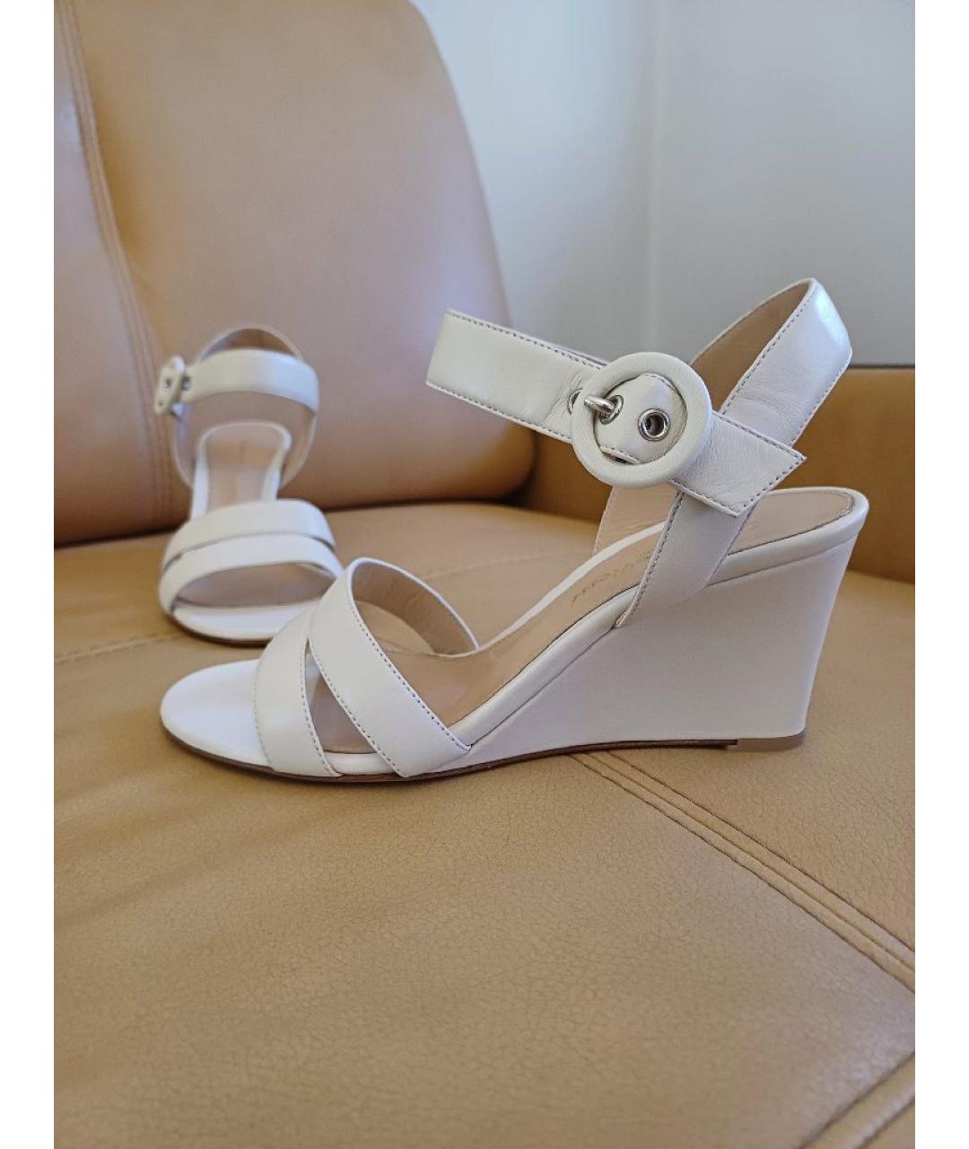 GIANVITO ROSSI Белые кожаные босоножки, фото 6