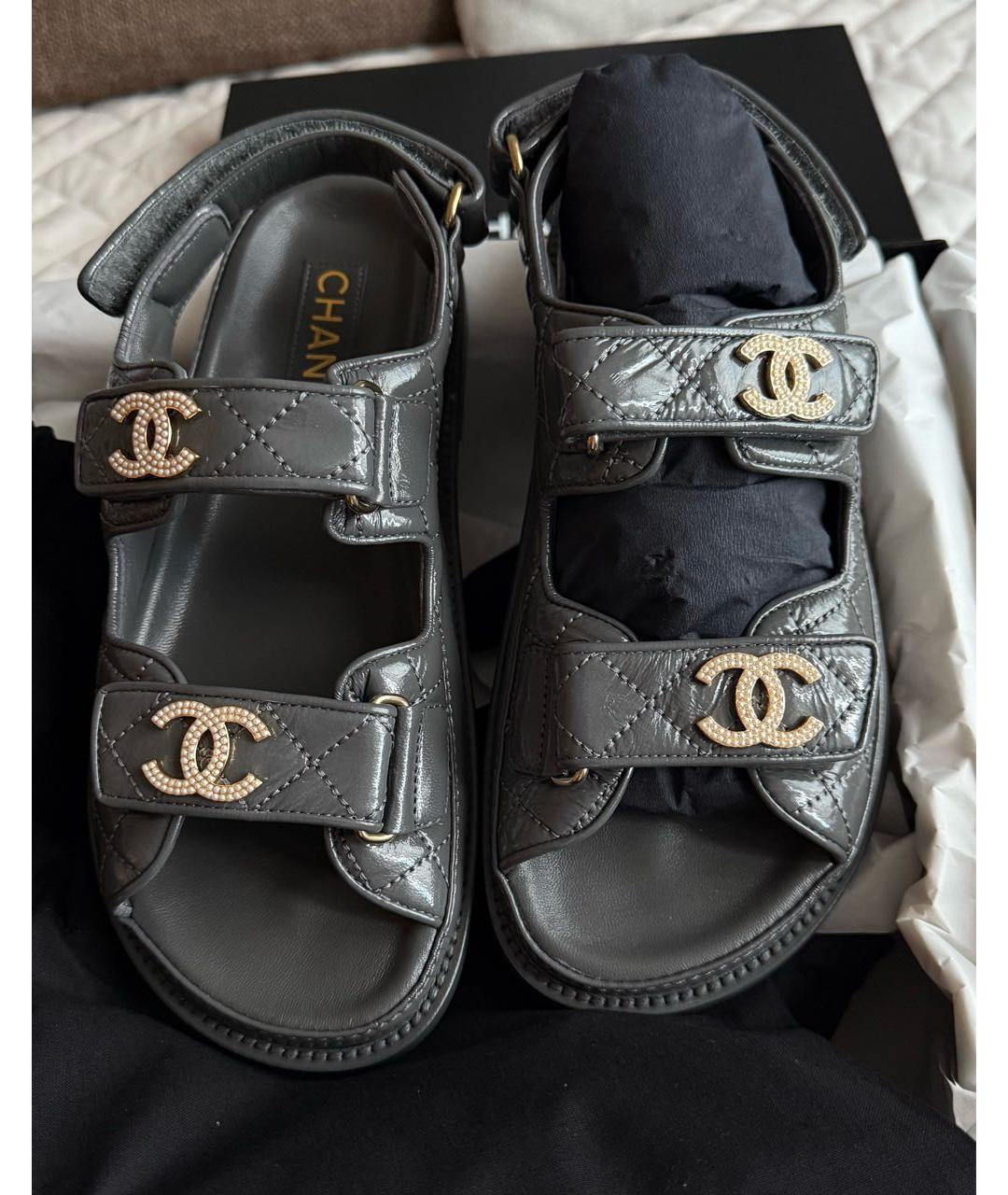 CHANEL Антрацитовые сандалии, фото 6
