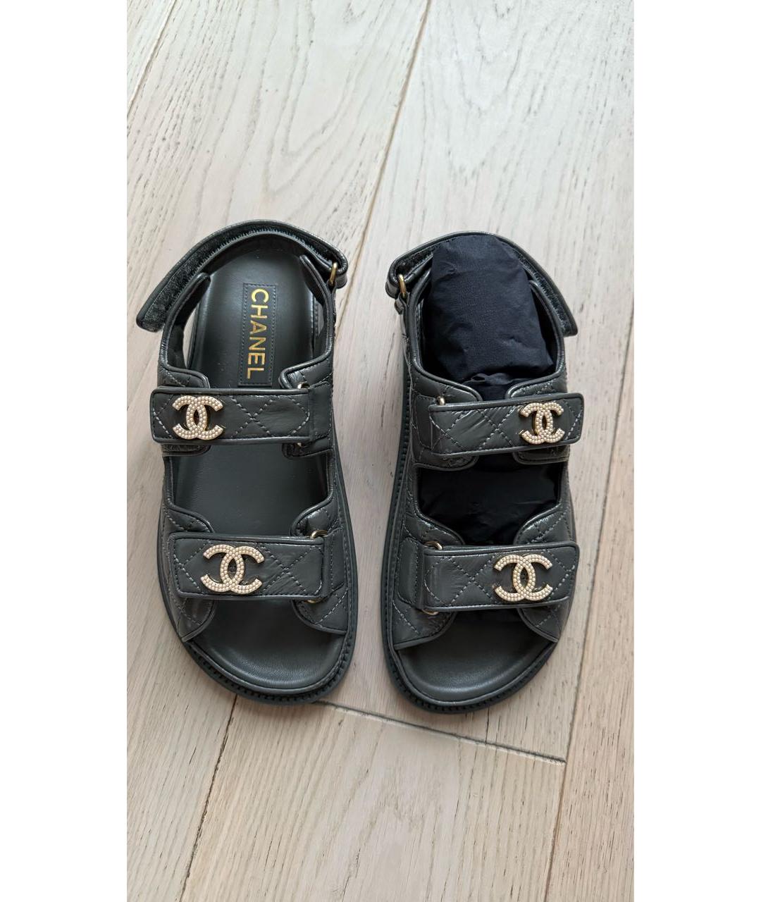 CHANEL Антрацитовые сандалии, фото 2