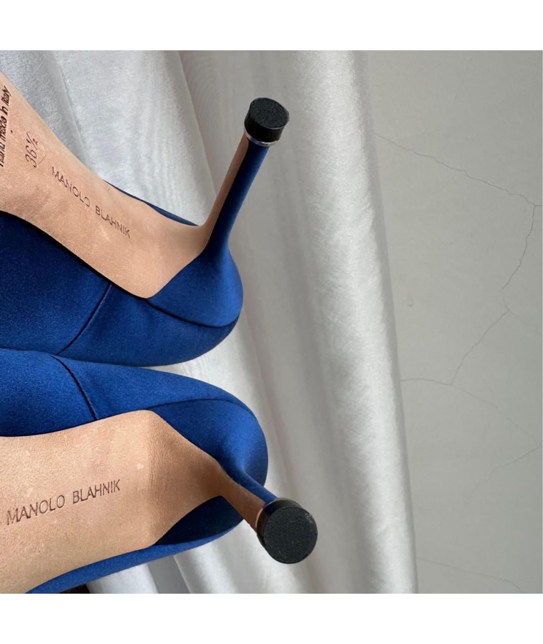 MANOLO BLAHNIK Синие текстильные туфли, фото 4