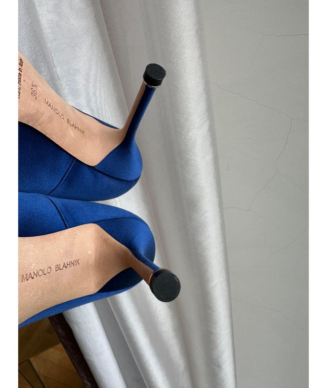 MANOLO BLAHNIK Синие текстильные туфли, фото 2