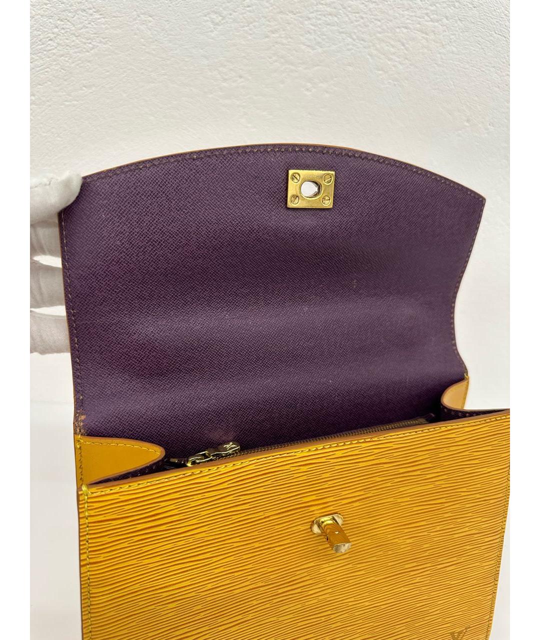 LOUIS VUITTON Кожаная сумка с короткими ручками, фото 6