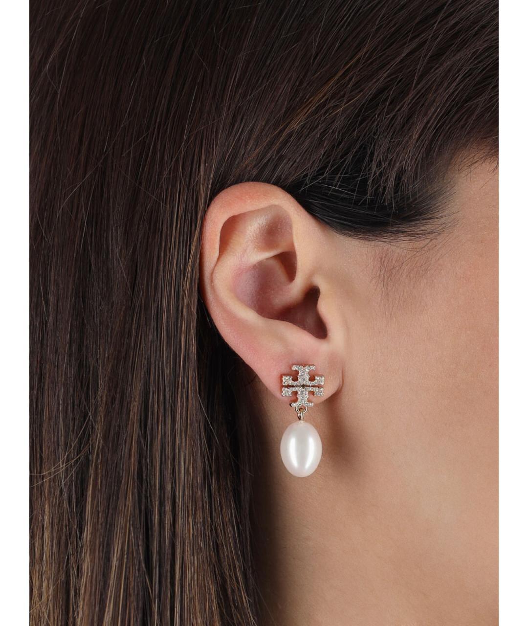 TORY BURCH Белые металлические серьги, фото 3