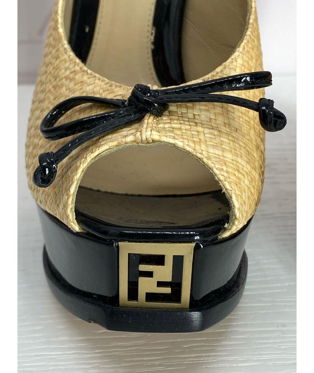 FENDI Бежевые кожаные босоножки, фото 7