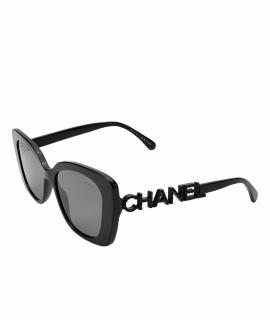 CHANEL Солнцезащитные очки