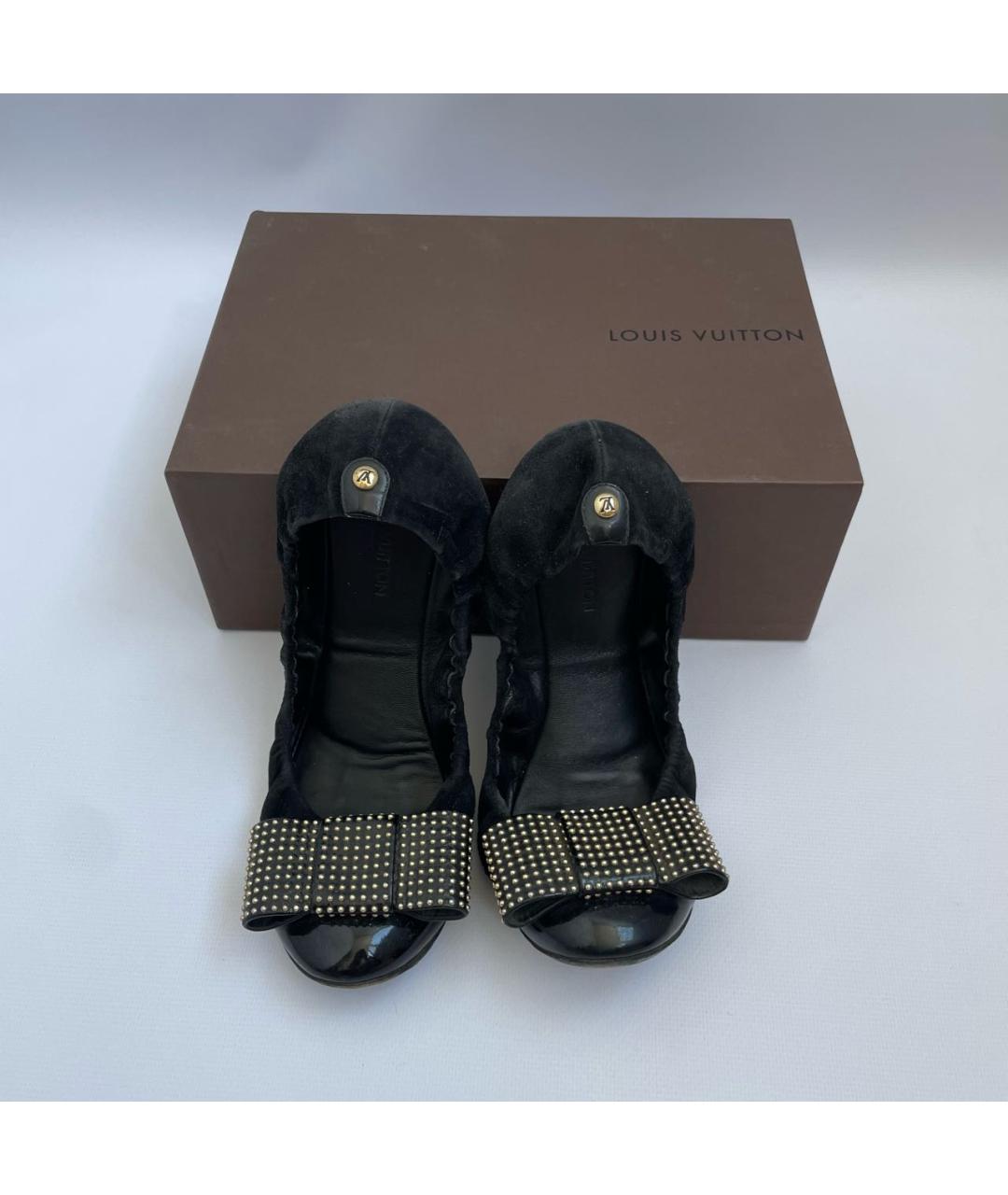 LOUIS VUITTON Черные кожаные балетки, фото 2