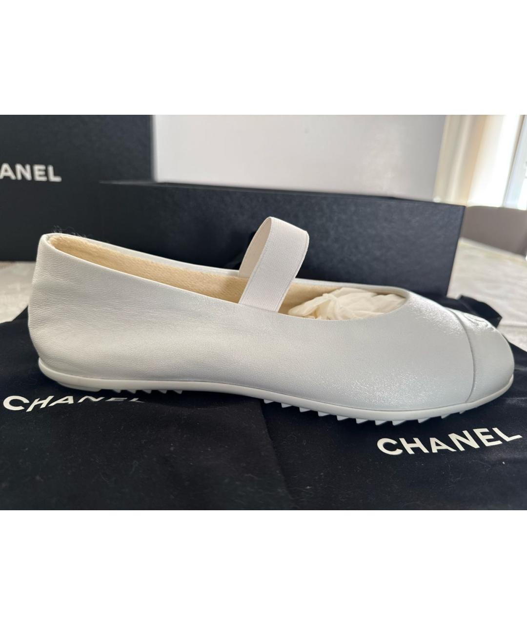 CHANEL Белые кожаные балетки, фото 5