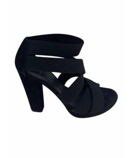 STUART WEITZMAN Босоножки