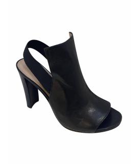 STUART WEITZMAN Босоножки