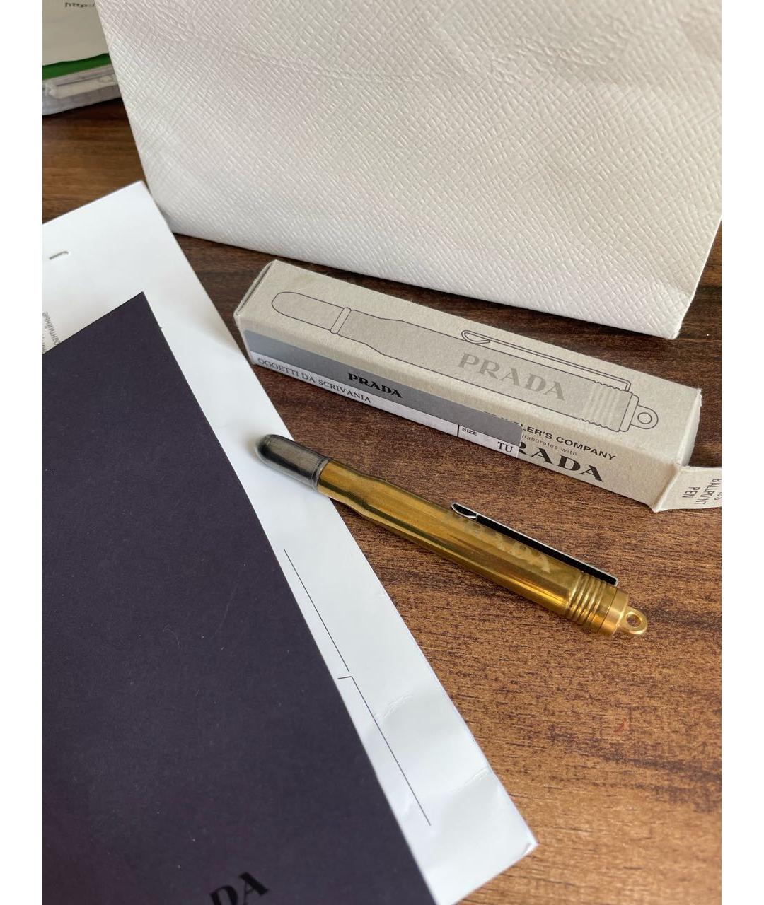 PRADA Книга, фото 2