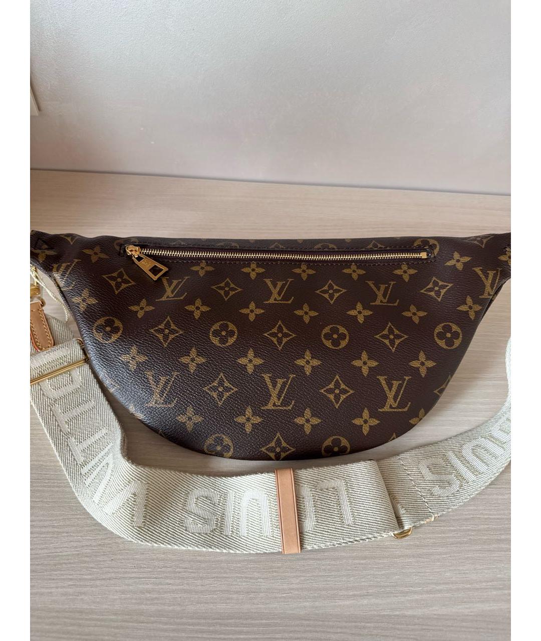 LOUIS VUITTON Коричневая поясная сумка, фото 3