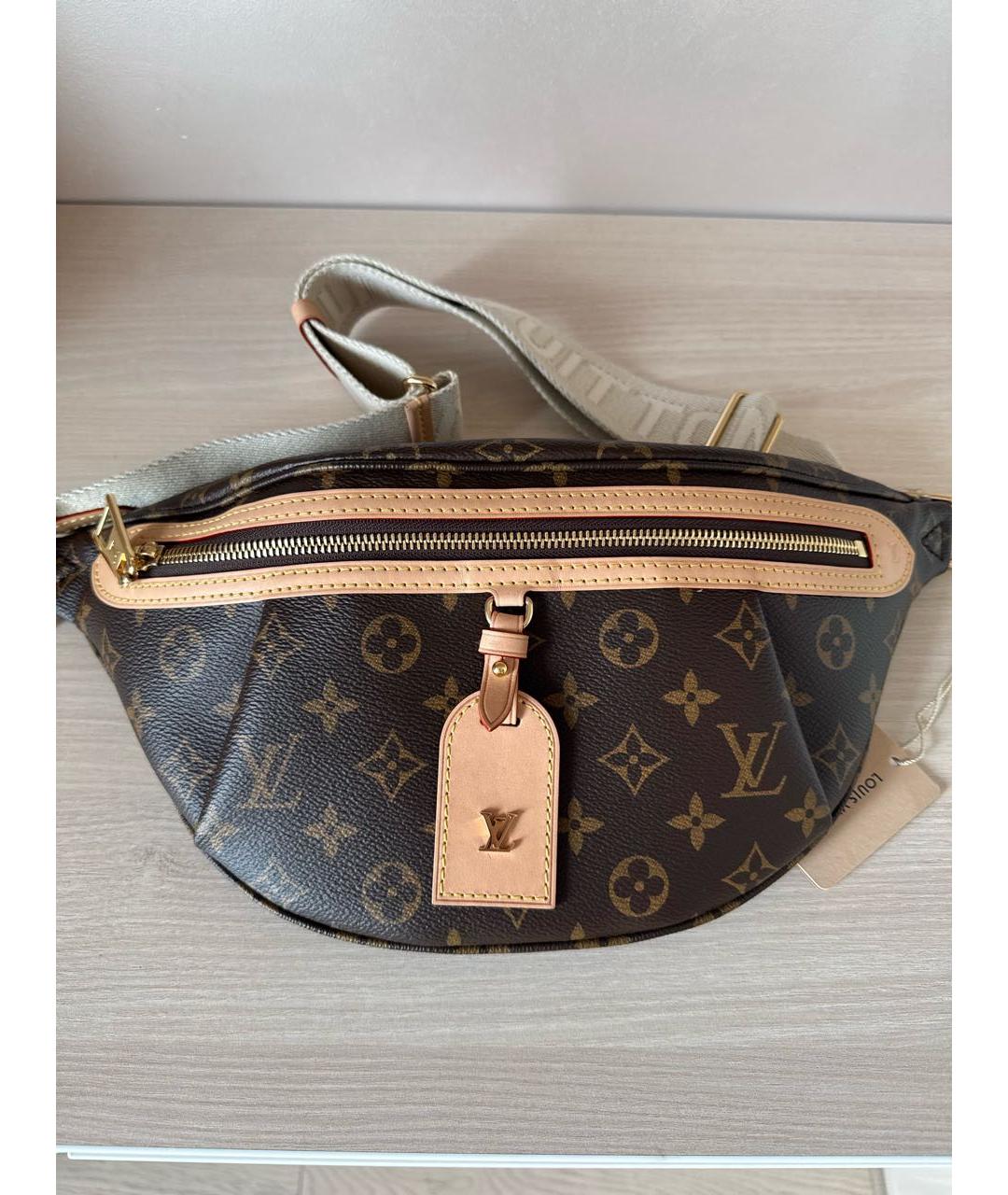 LOUIS VUITTON Коричневая поясная сумка, фото 9