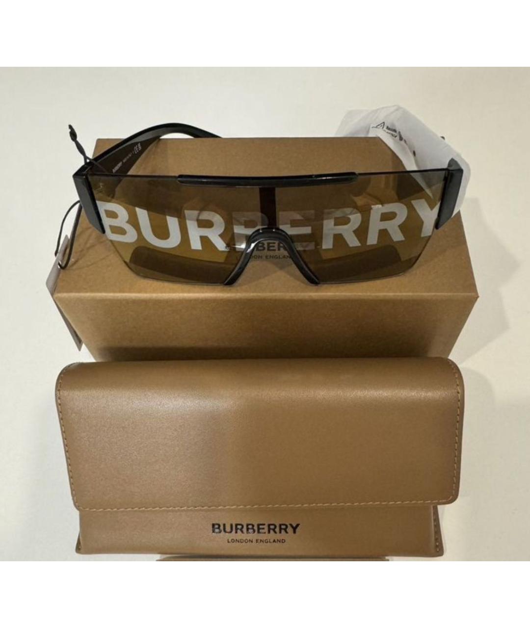 BURBERRY Черные пластиковые солнцезащитные очки, фото 5