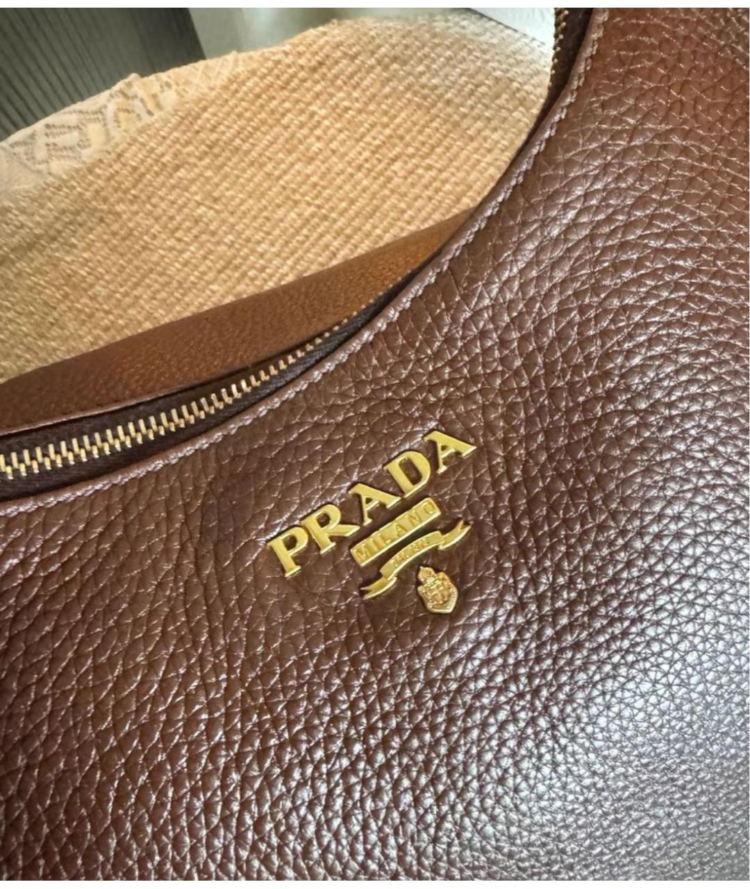 PRADA Коричневая кожаная сумка с короткими ручками, фото 8