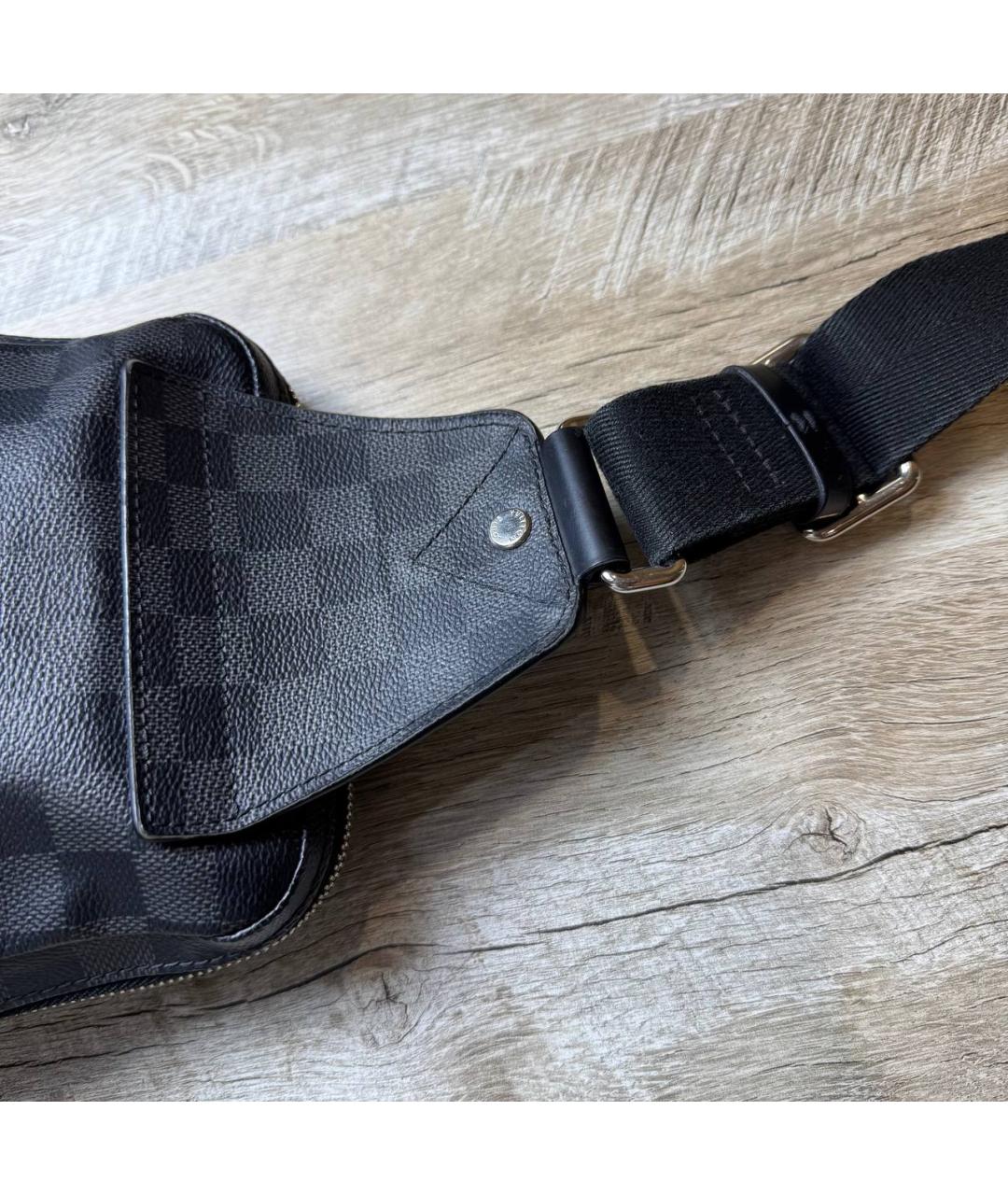 LOUIS VUITTON Черная кожаная сумка на плечо, фото 4