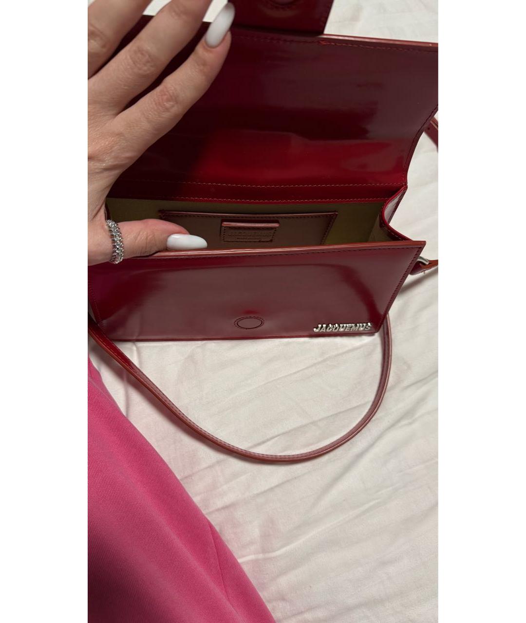 JACQUEMUS Красная сумка с короткими ручками из лакированной кожи, фото 5