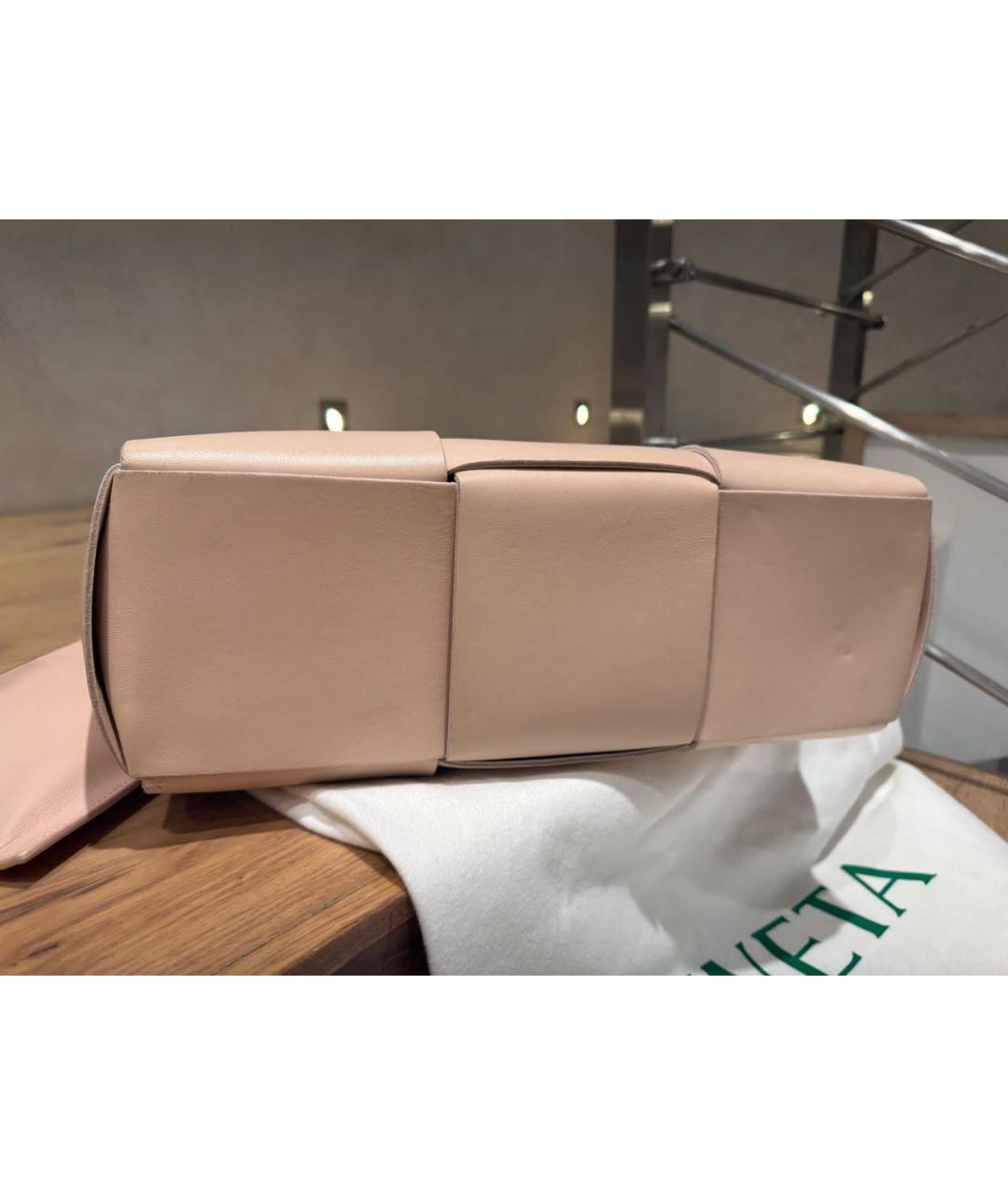 BOTTEGA VENETA Розовая кожаная сумка с короткими ручками, фото 4