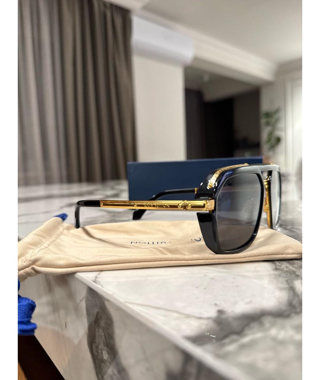 LOUIS VUITTON Черные пластиковые солнцезащитные очки, фото 3