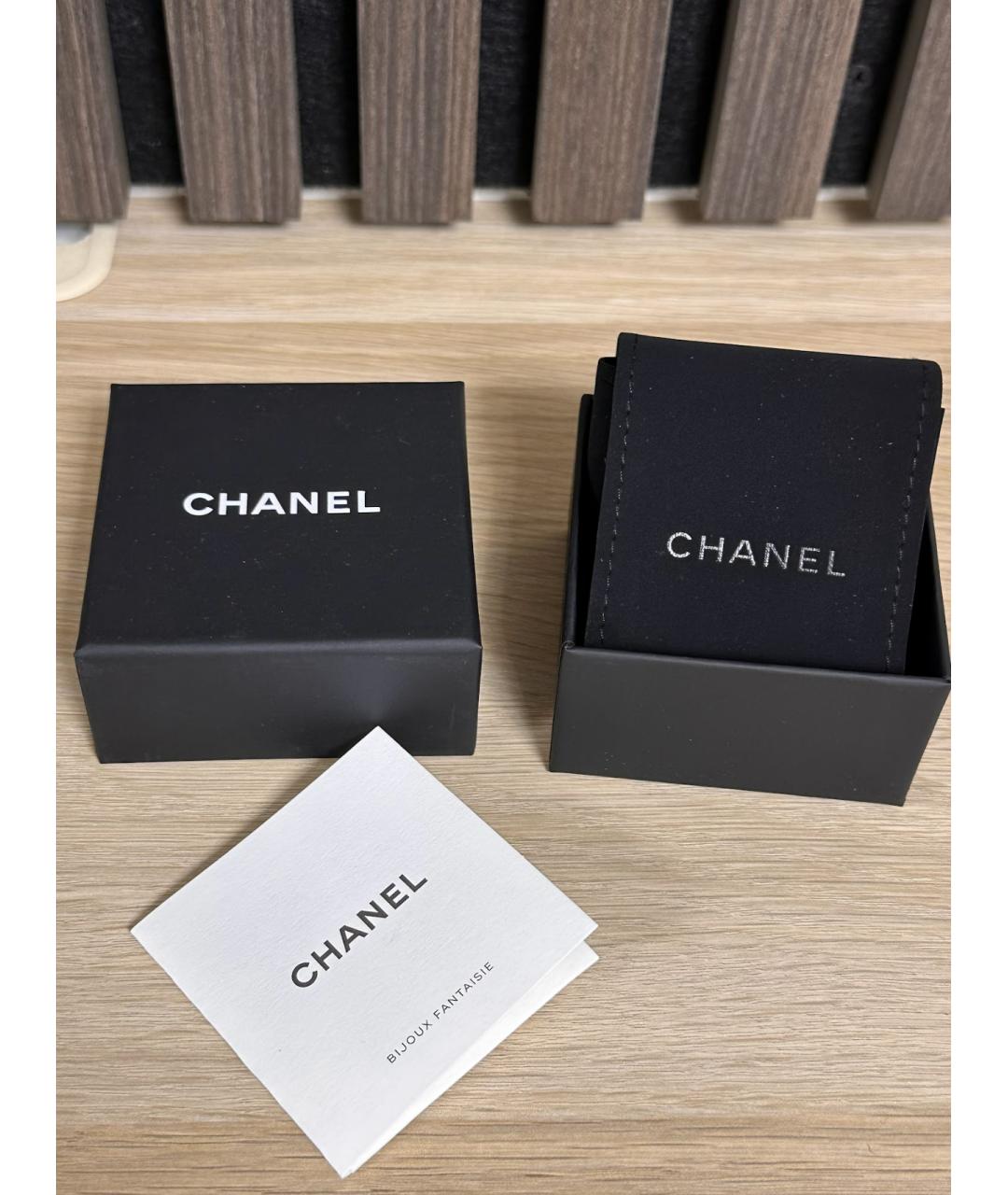 CHANEL Золотые металлические серьги, фото 4